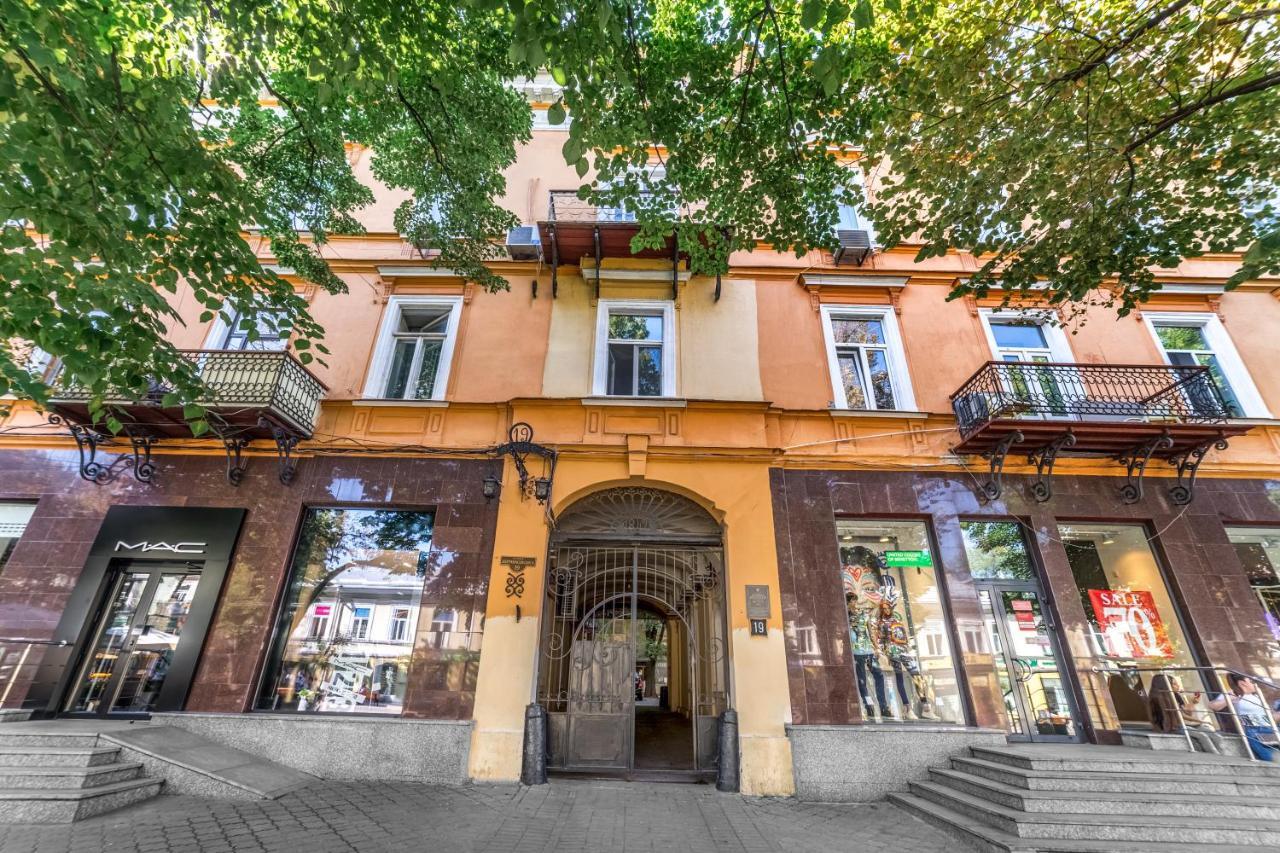 Deribasovskaya, 19 Apartment Odessa Luaran gambar